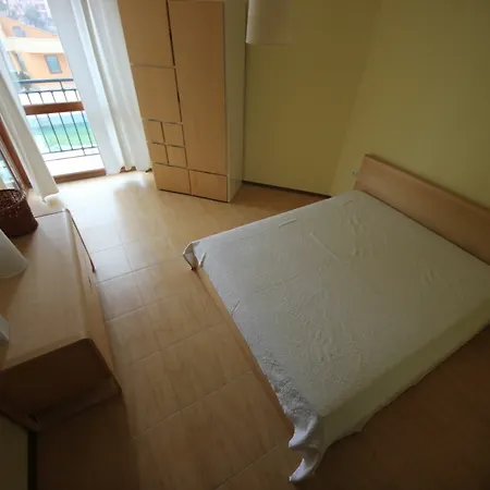 Apartment Menada Amadeus 1 *