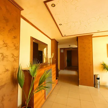 Menada Amadeus 1 Apartment