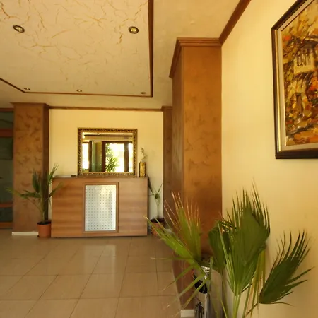 Menada Amadeus 1 Apartment
